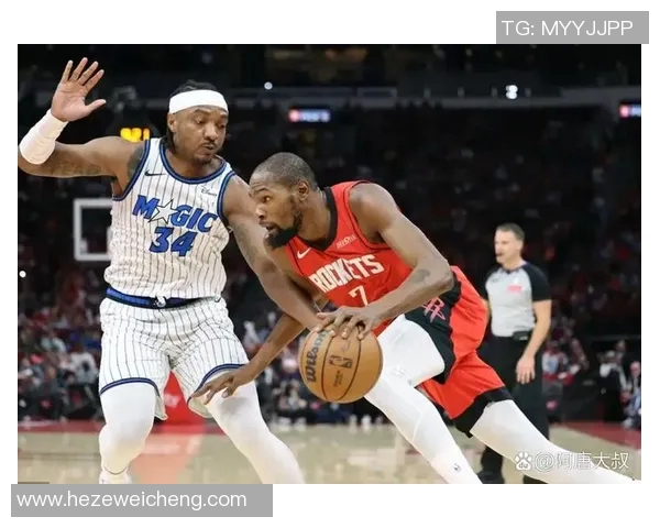 国王队与76人队激战正酣比分胶着双方争夺胜利的精彩瞬间回顾